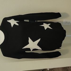NWT ANA STAR L/S SWEATER....SMALL